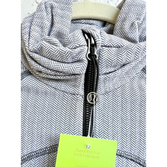 Lululemon Long Sleeve Striped Zip Up Define Jacket Heather Gray Women's Size S - Picture 4 of 8